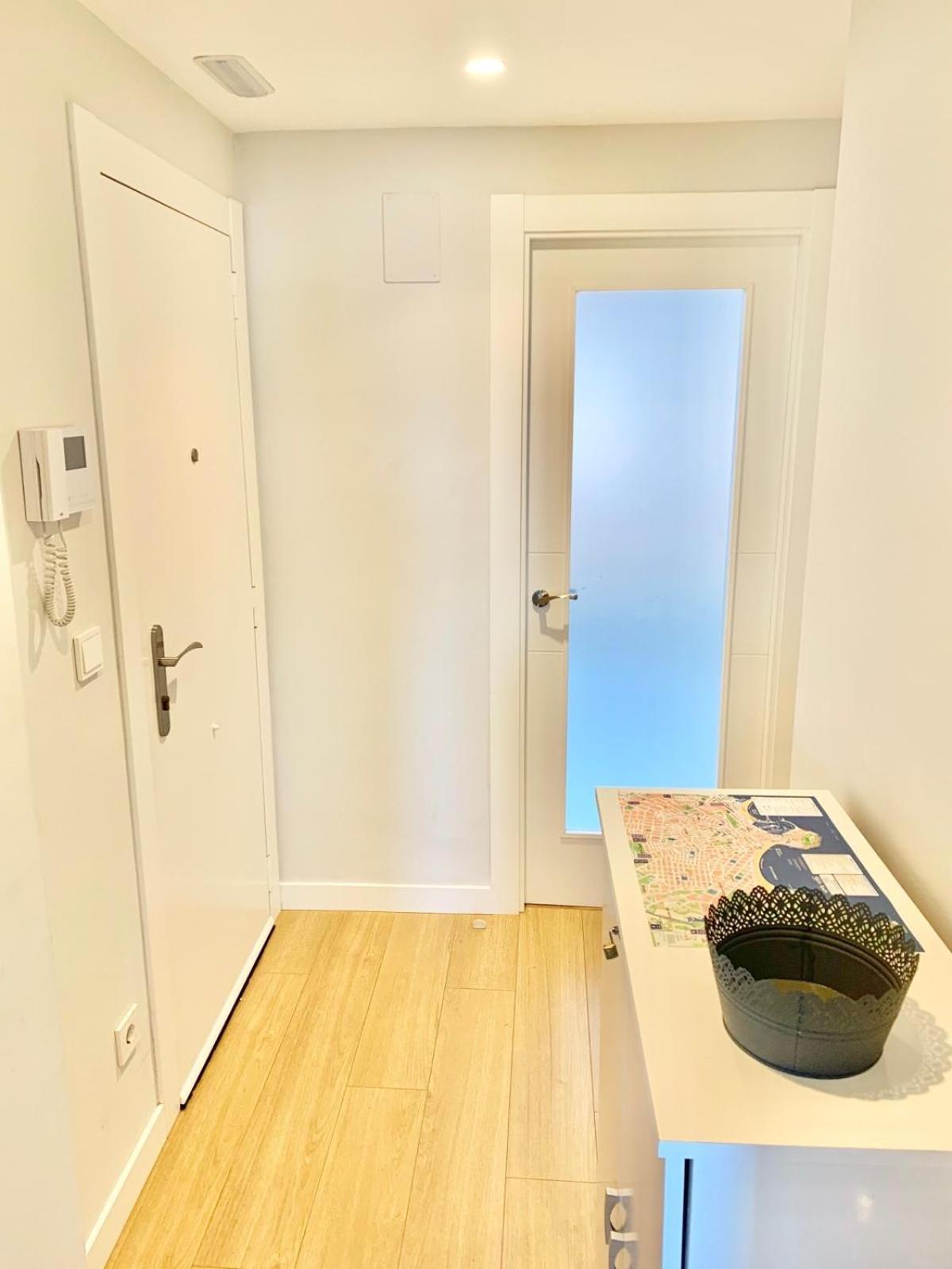 Apartamento San Lorenzo Playa. Vistas Al Mar. Gijón Kültér fotó