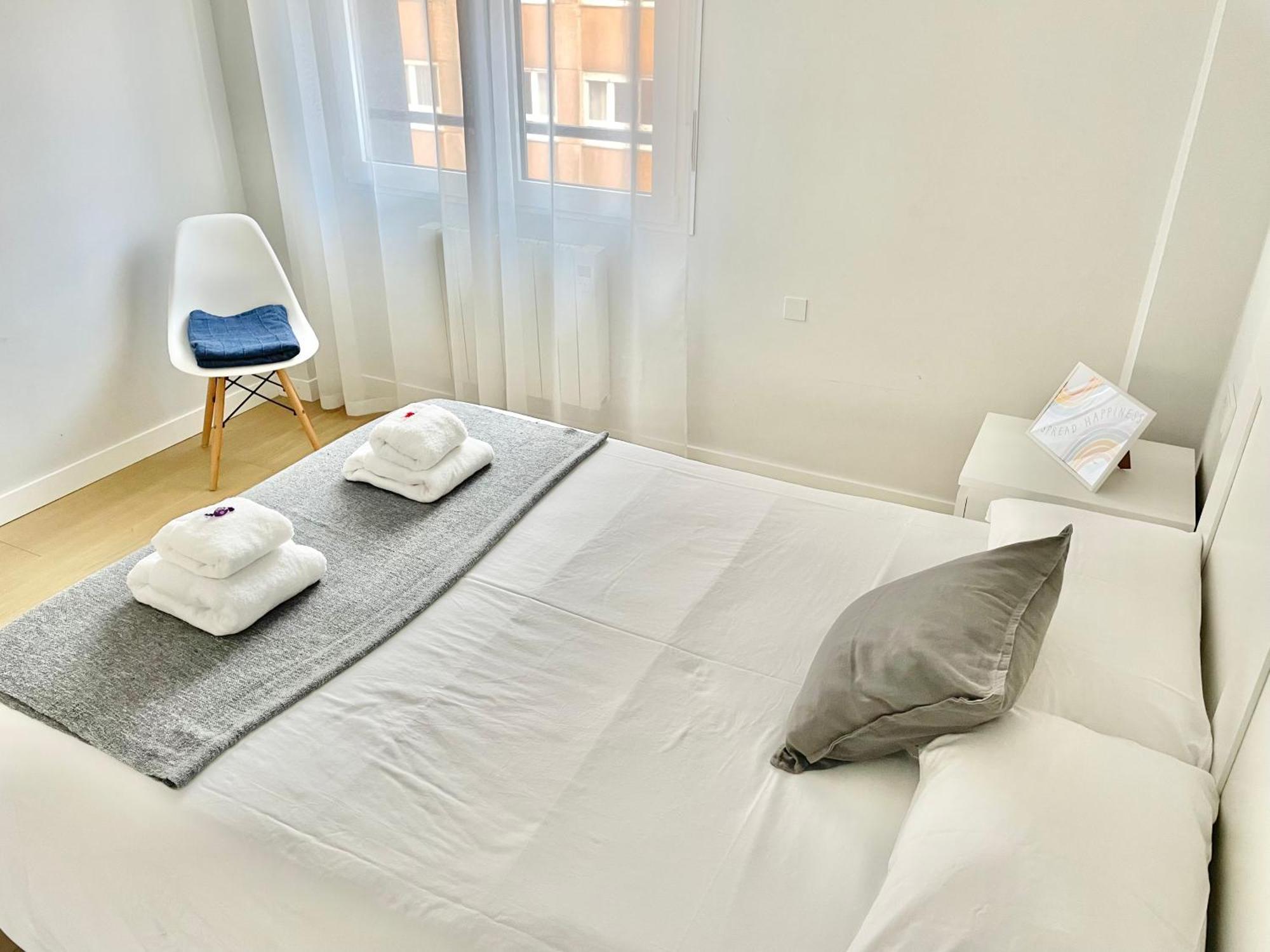 Apartamento San Lorenzo Playa. Vistas Al Mar. Gijón Kültér fotó