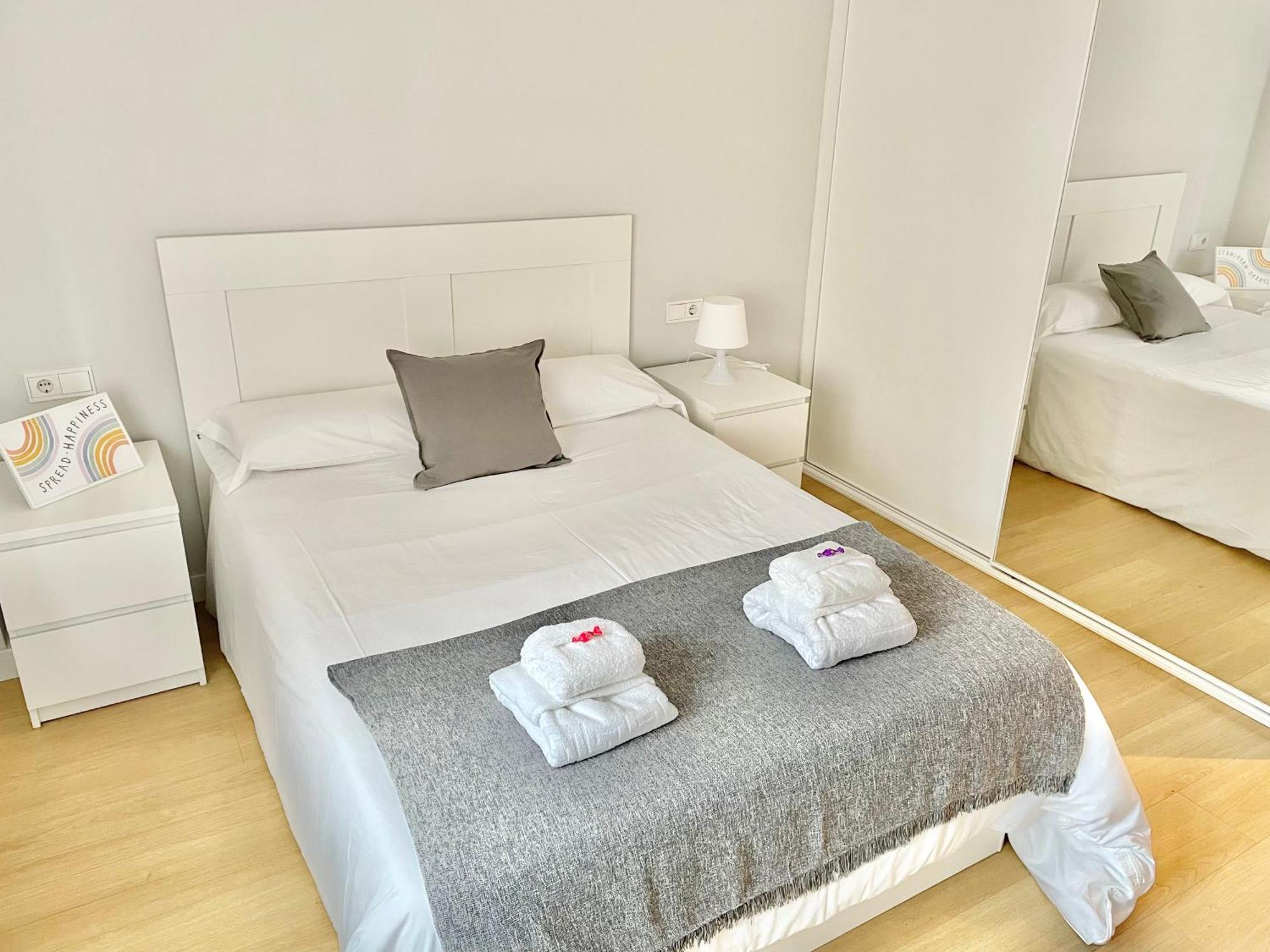 Apartamento San Lorenzo Playa. Vistas Al Mar. Gijón Kültér fotó