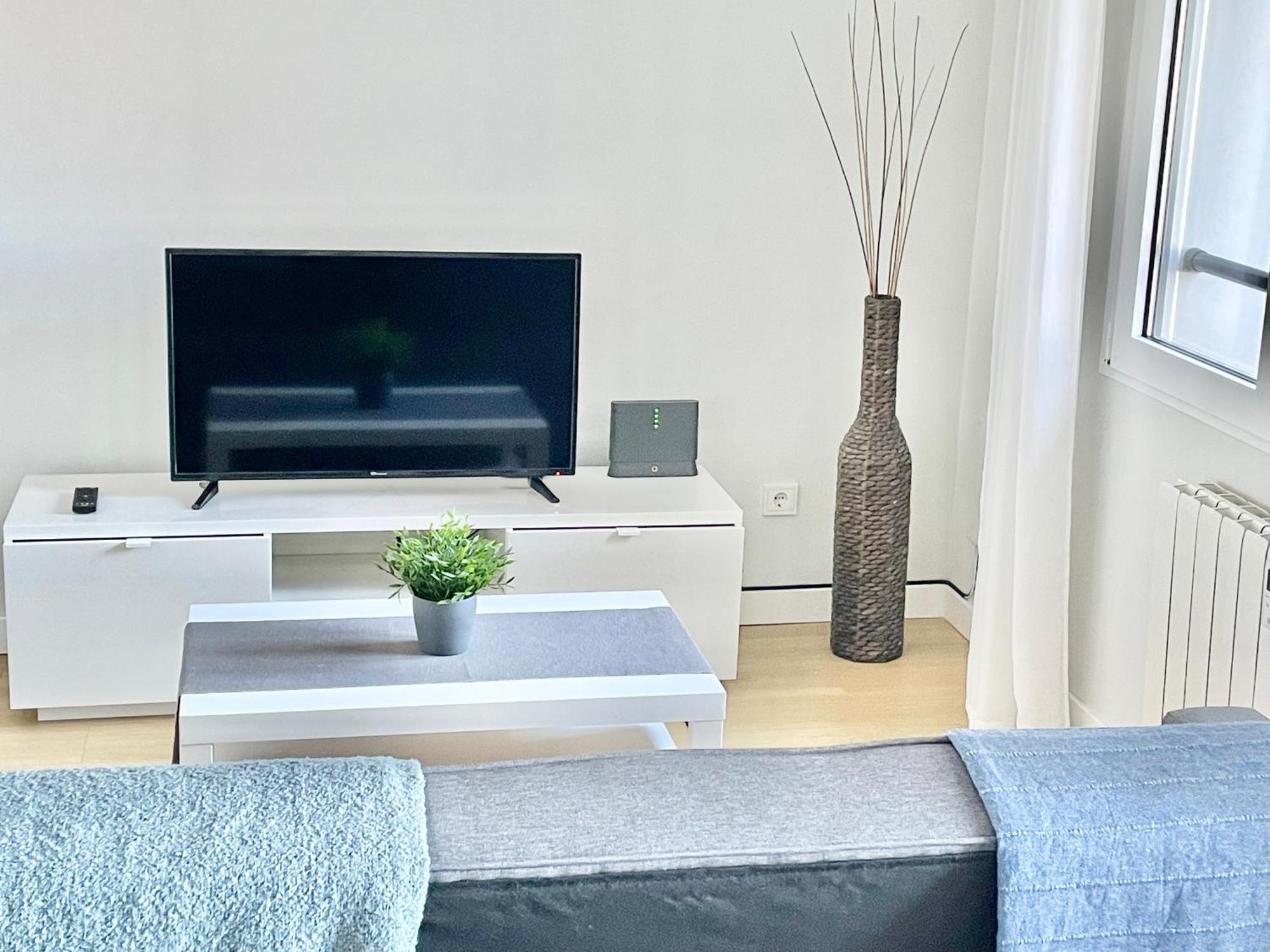 Apartamento San Lorenzo Playa. Vistas Al Mar. Gijón Kültér fotó