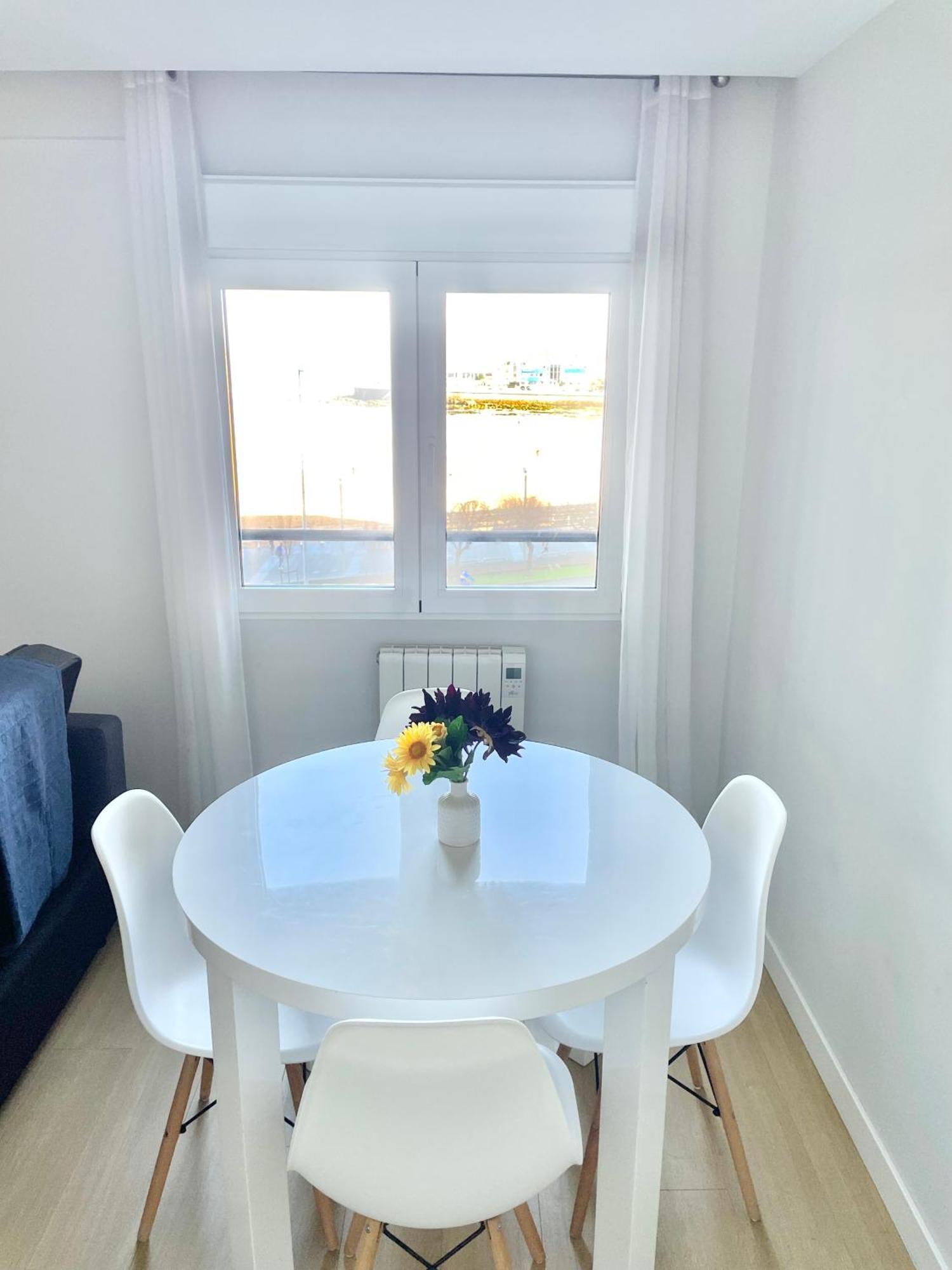 Apartamento San Lorenzo Playa. Vistas Al Mar. Gijón Kültér fotó